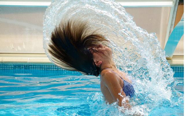 Pool renovieren: Wann lohnt sich ein Umbau?