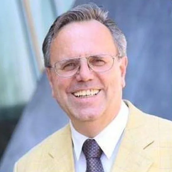 Walter Polak - Pool & Wasser Experte